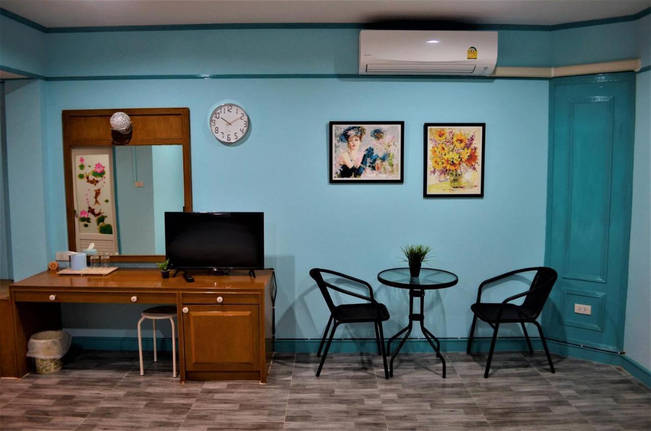 โรงแรมเมืองเพรียวอินน์ Mueang Phriao Inn Hotel Сарабури Экстерьер фото
