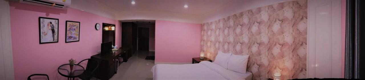 โรงแรมเมืองเพรียวอินน์ Mueang Phriao Inn Hotel Сарабури Экстерьер фото